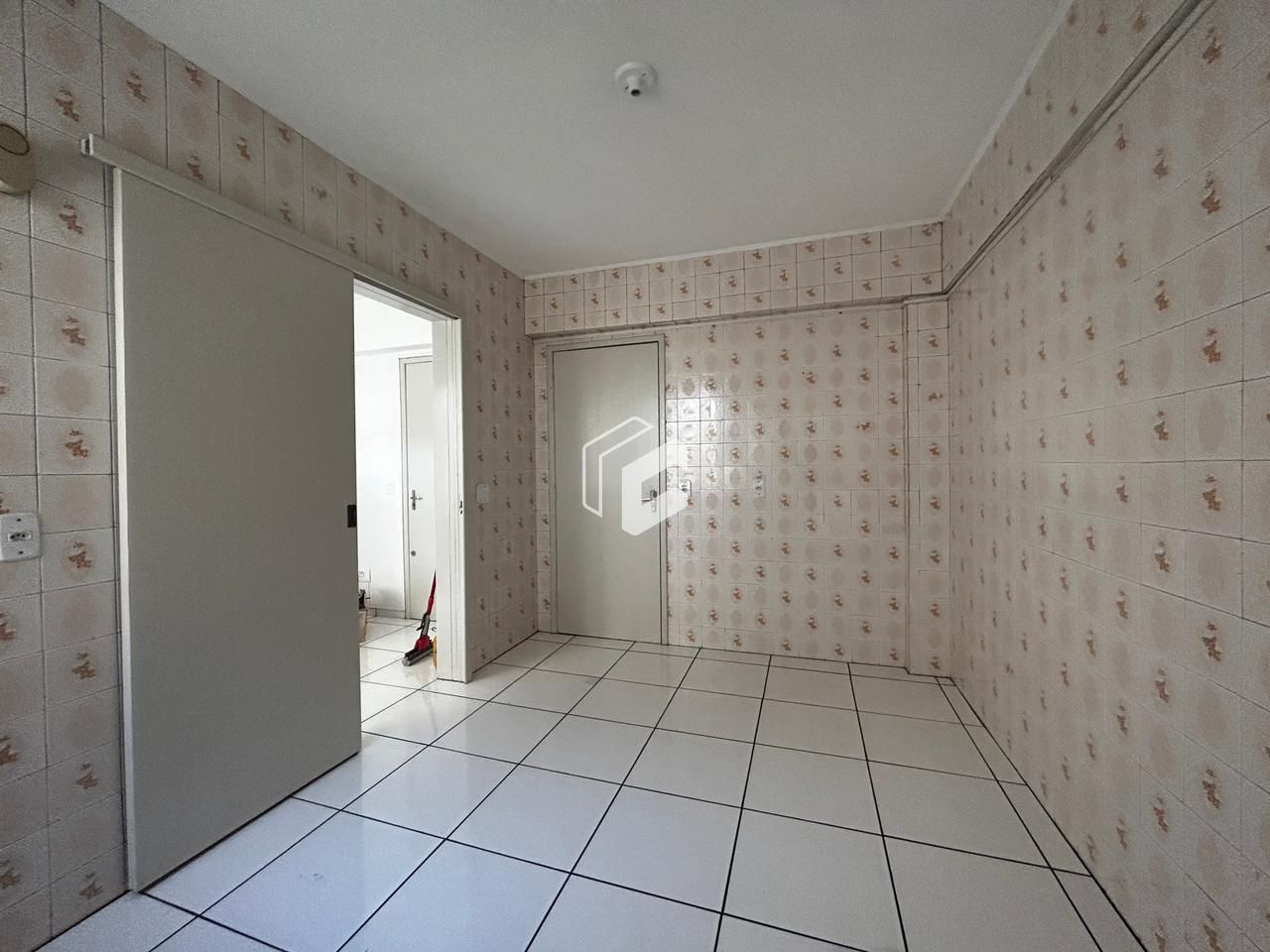 Apartamento à venda com 3 quartos, 76m² - Foto 10