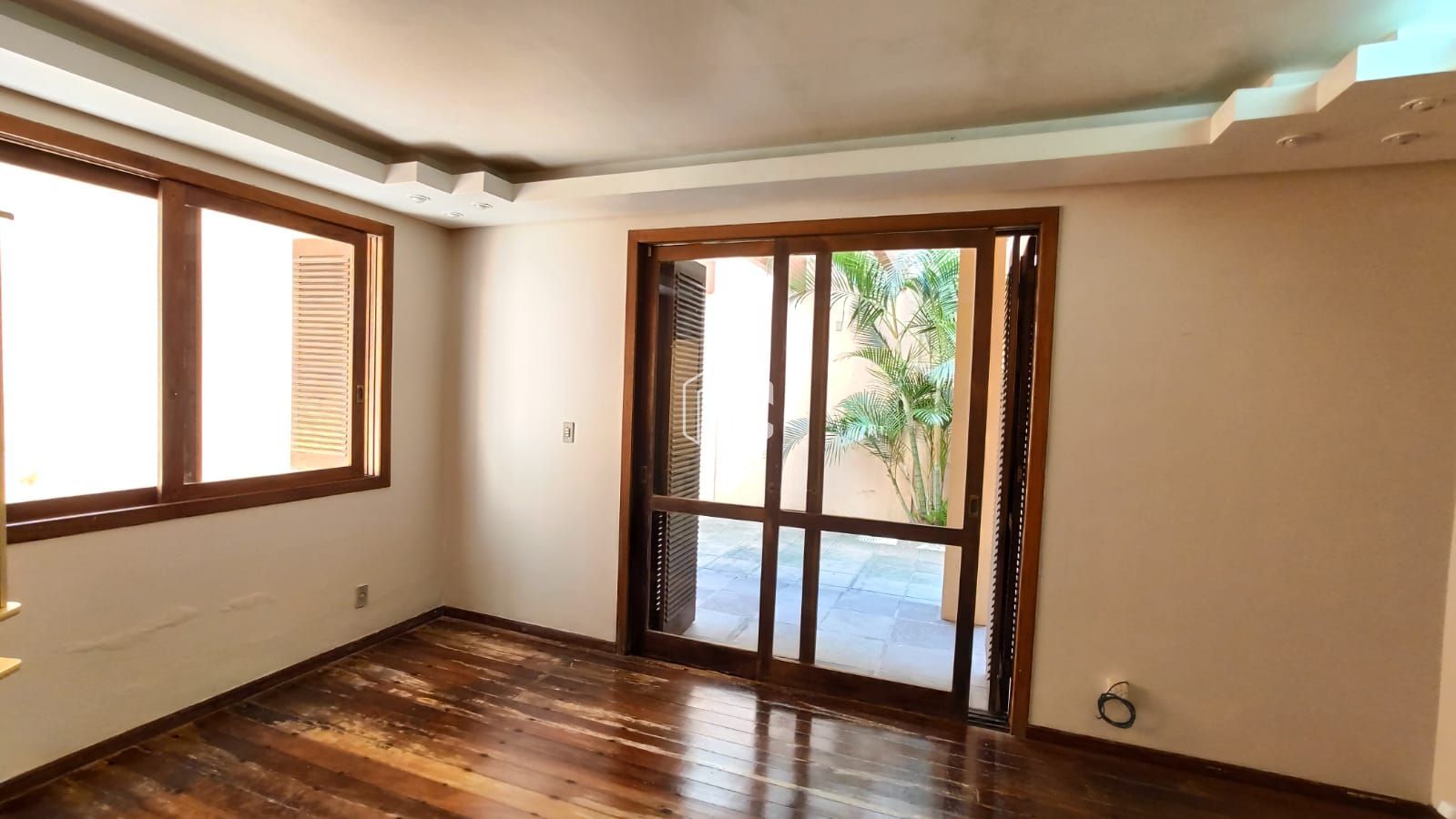 Casa à venda com 4 quartos, 363m² - Foto 33