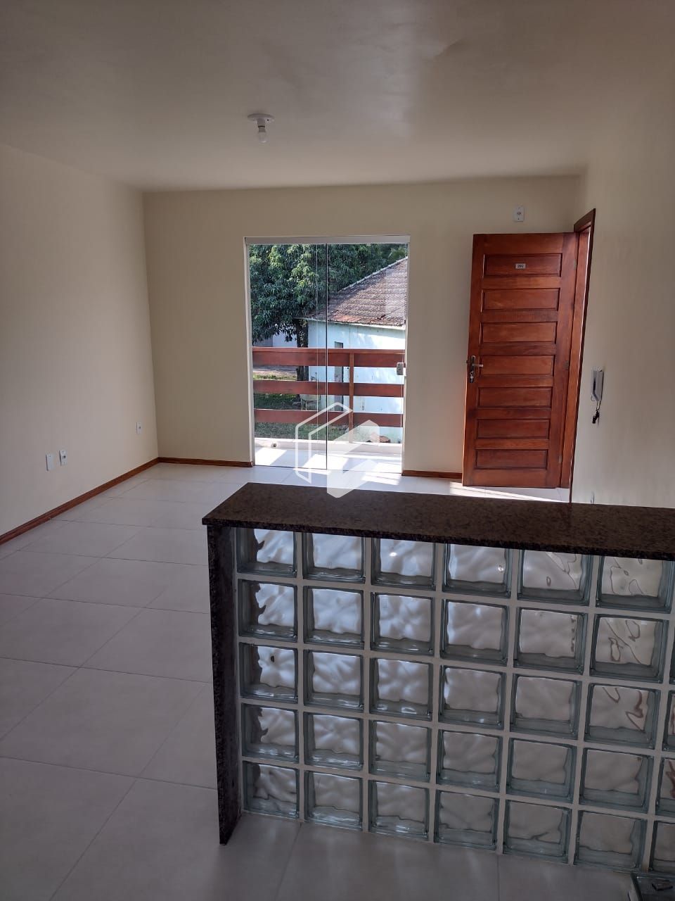 Apartamento à venda com 2 quartos, 61m² - Foto 1