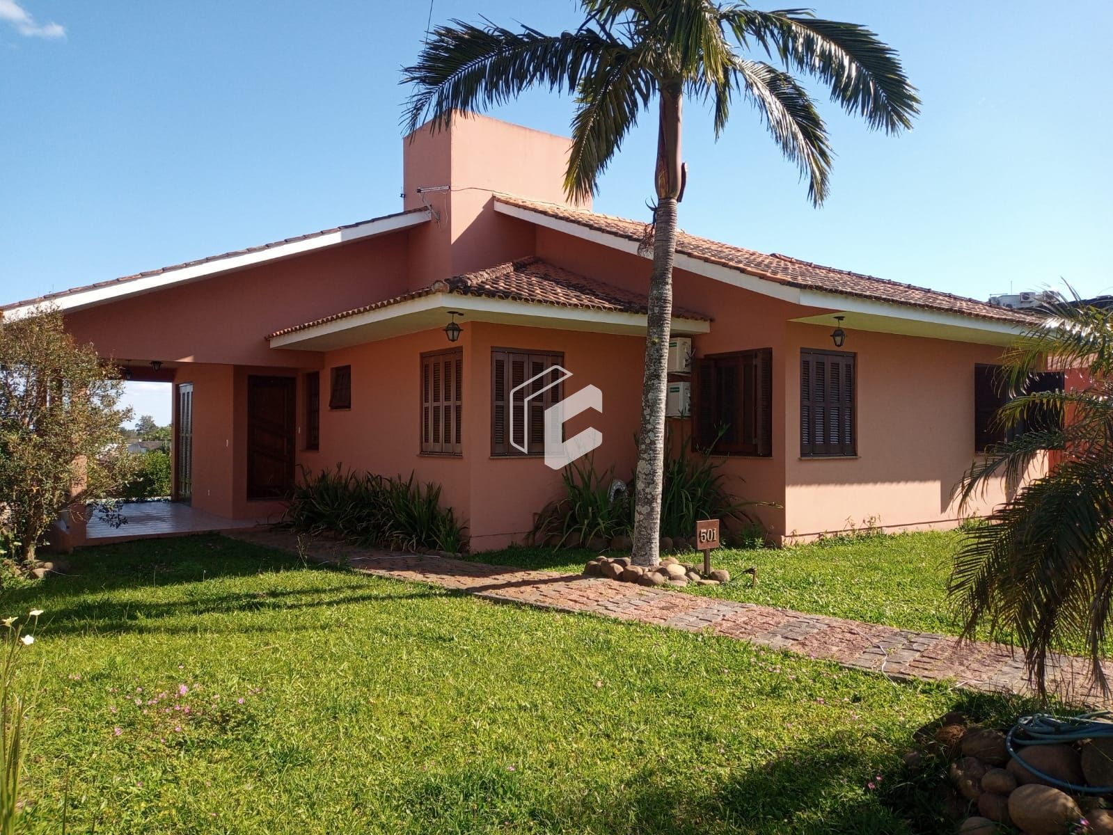 Casa, 4 quartos, 220 m² - Foto 1