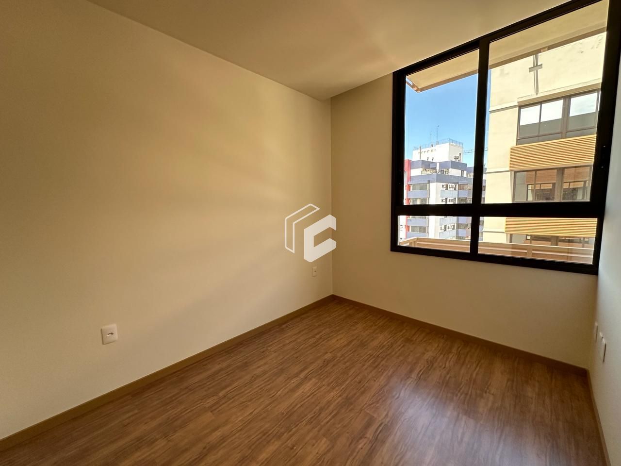 Apartamento à venda com 1 quarto, 32m² - Foto 3