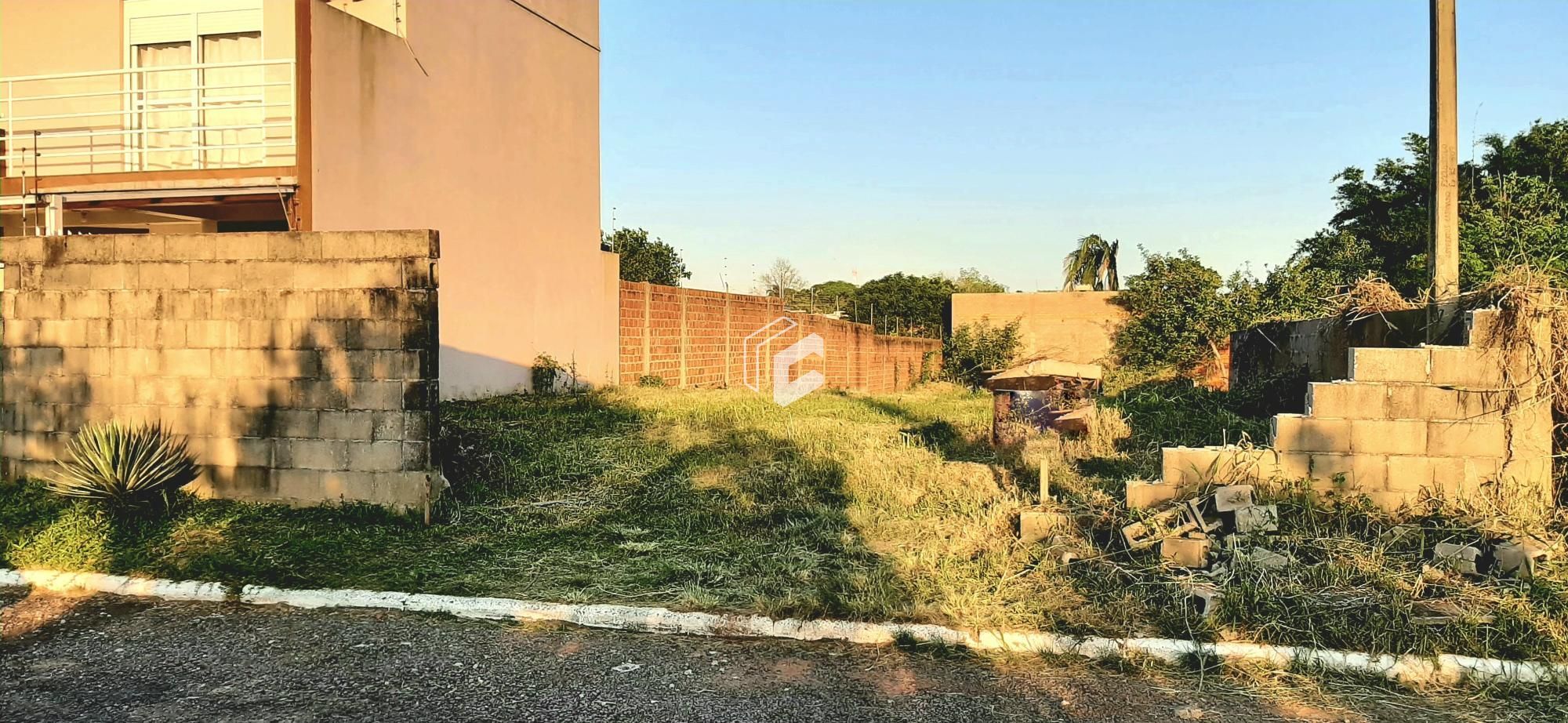 Terreno à venda, 500m² - Foto 1