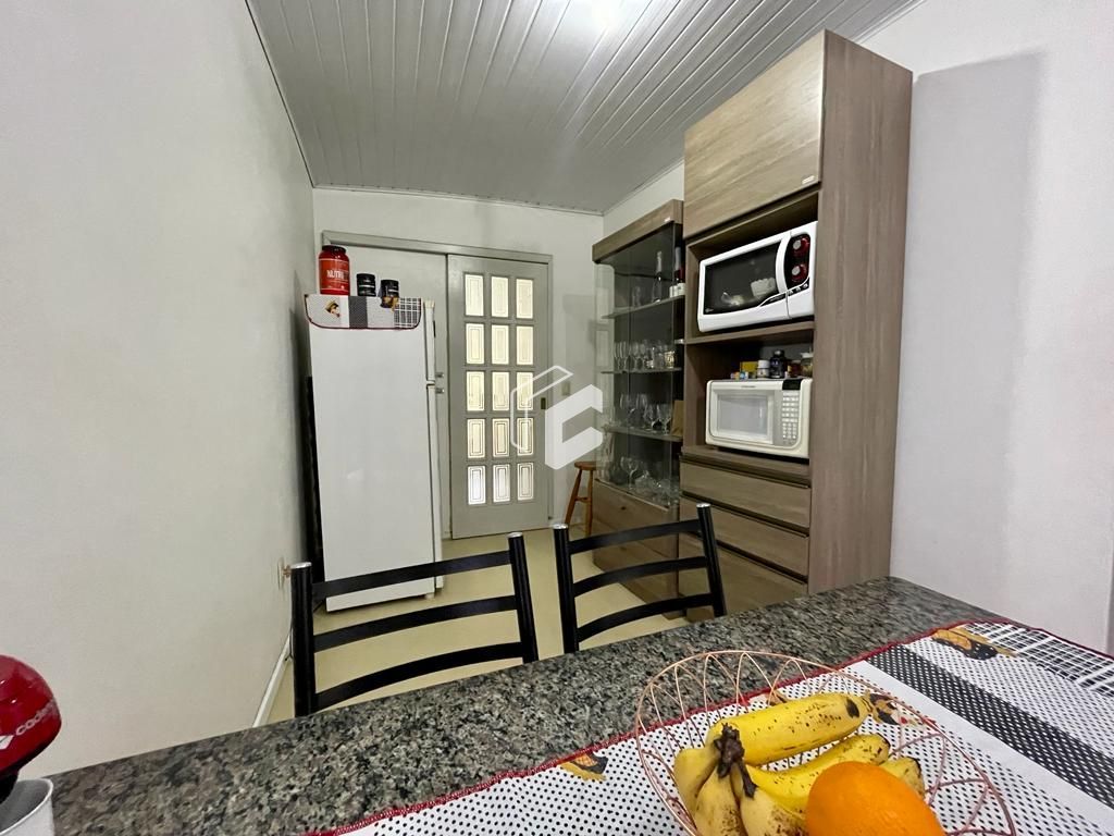 Casa à venda com 3 quartos, 203m² - Foto 4