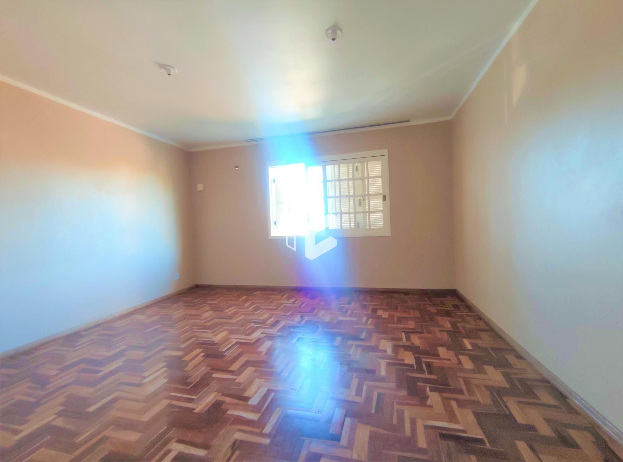 Casa Comercial à venda com 5 quartos, 262m² - Foto 13