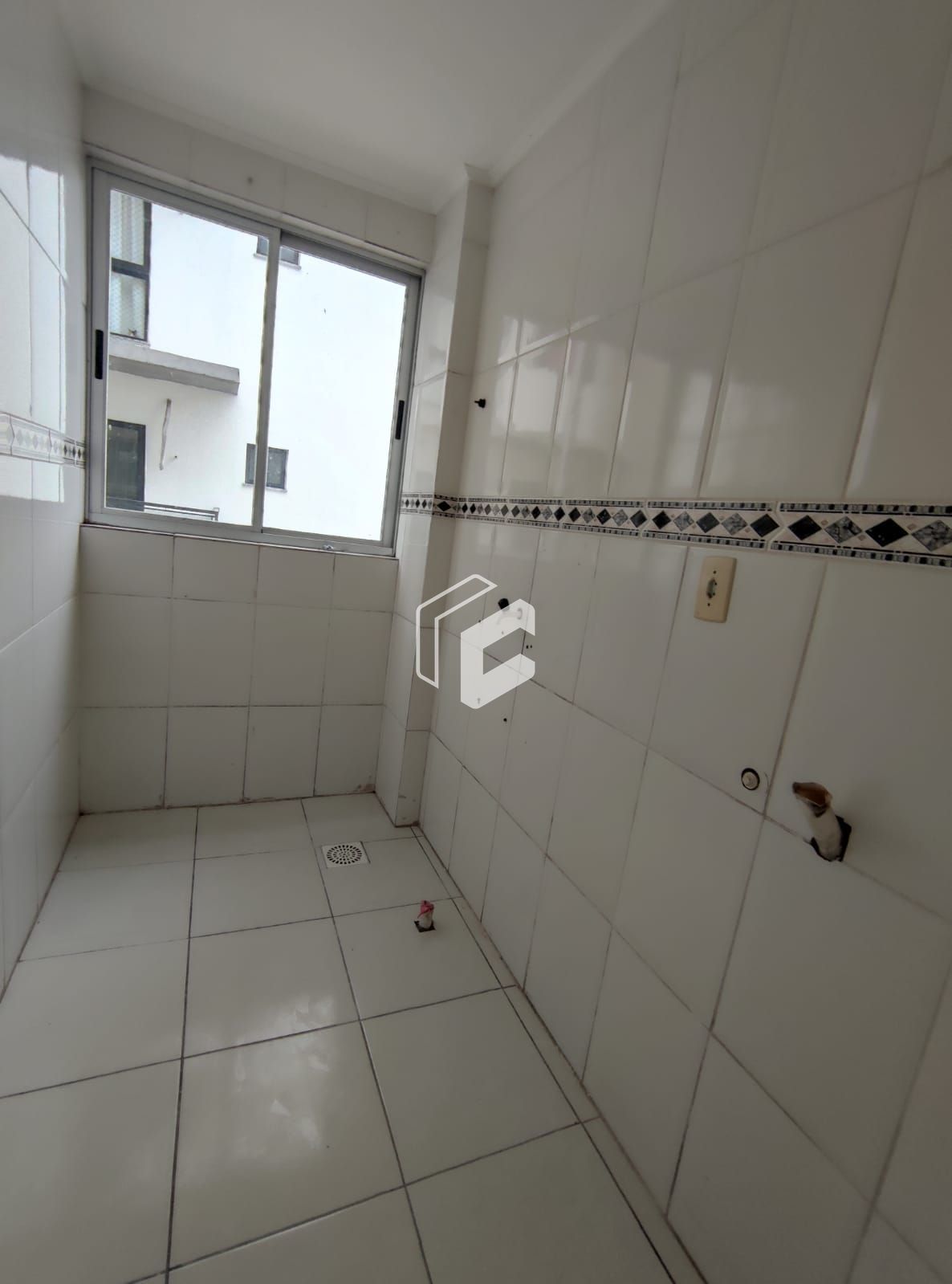 Apartamento à venda com 2 quartos, 65m² - Foto 11