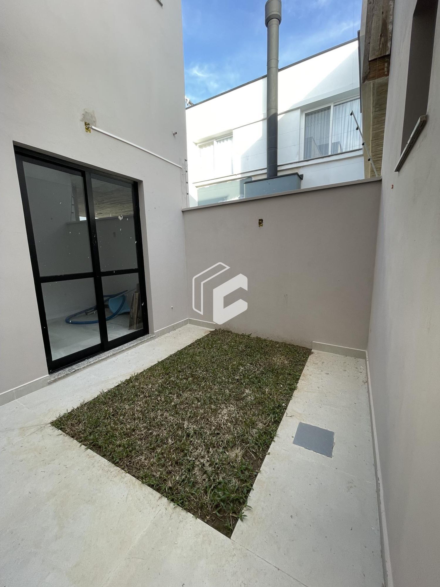 Casa à venda com 3 quartos, 228m² - Foto 22