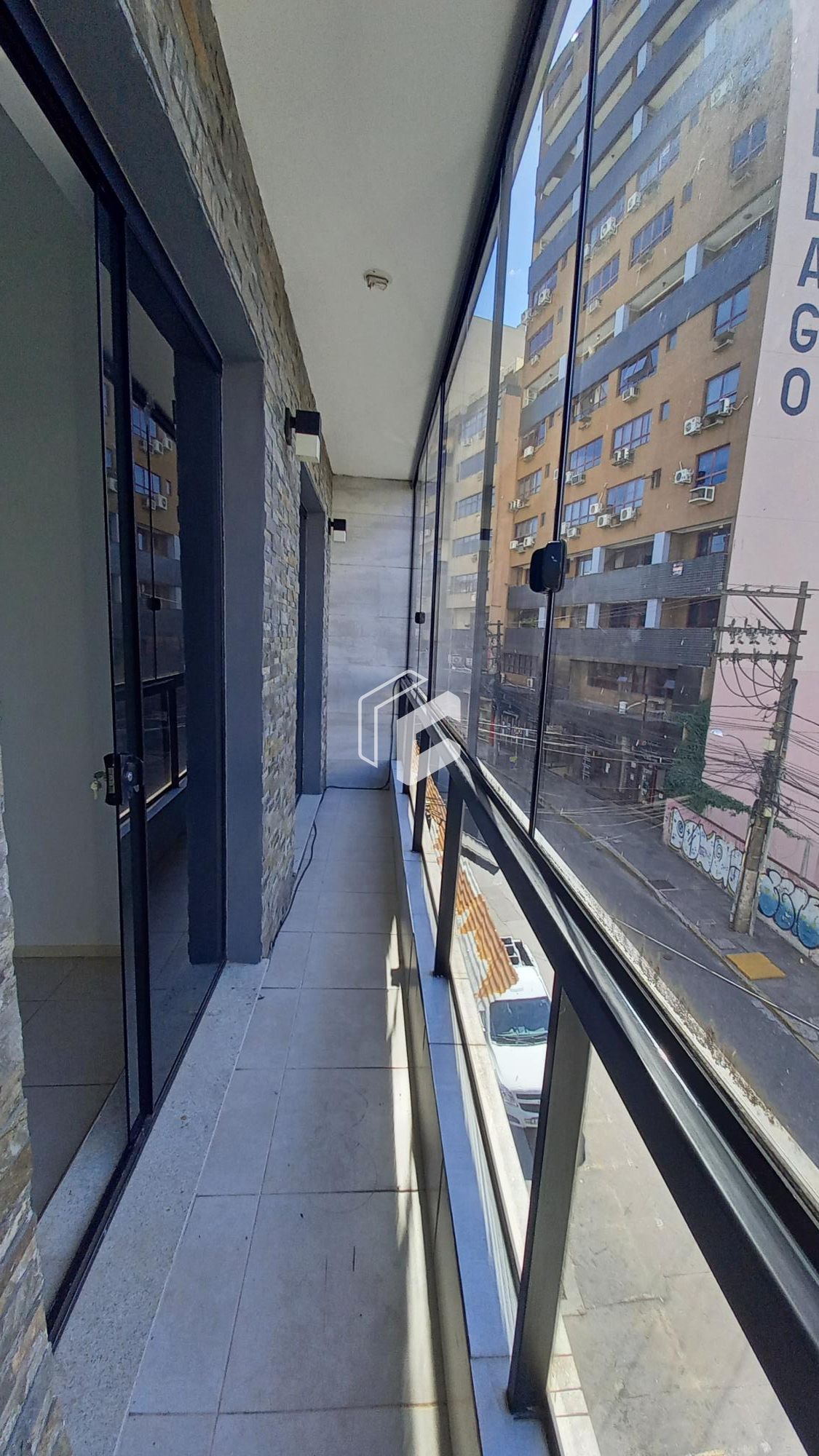 Conjunto Comercial-Sala para alugar com 9 quartos, 130m² - Foto 5