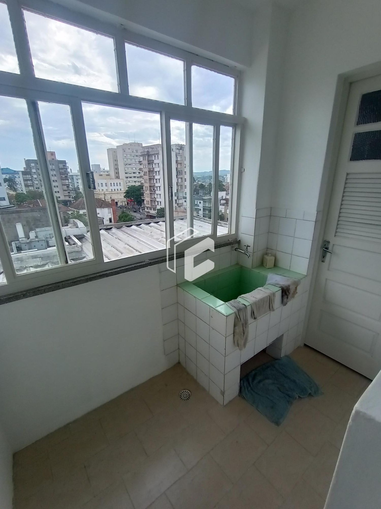 Apartamento à venda com 3 quartos, 143m² - Foto 6