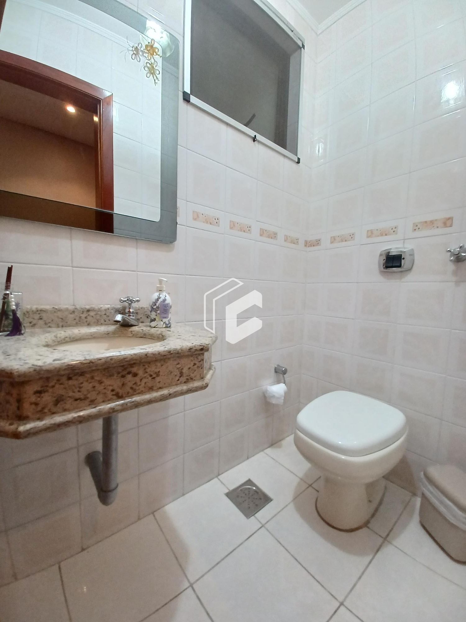 Apartamento à venda com 4 quartos, 241m² - Foto 3