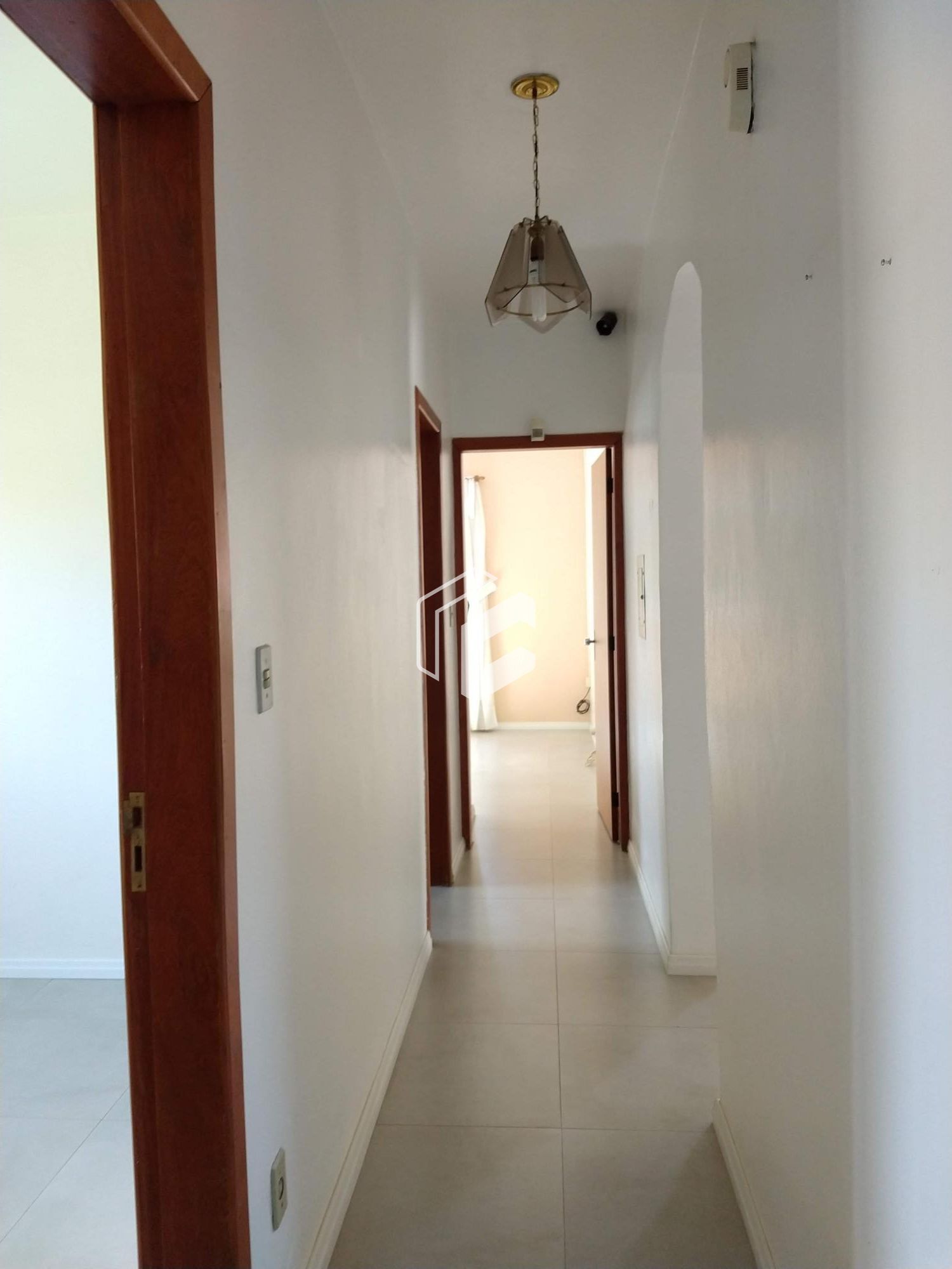 Casa à venda com 3 quartos, 205m² - Foto 8