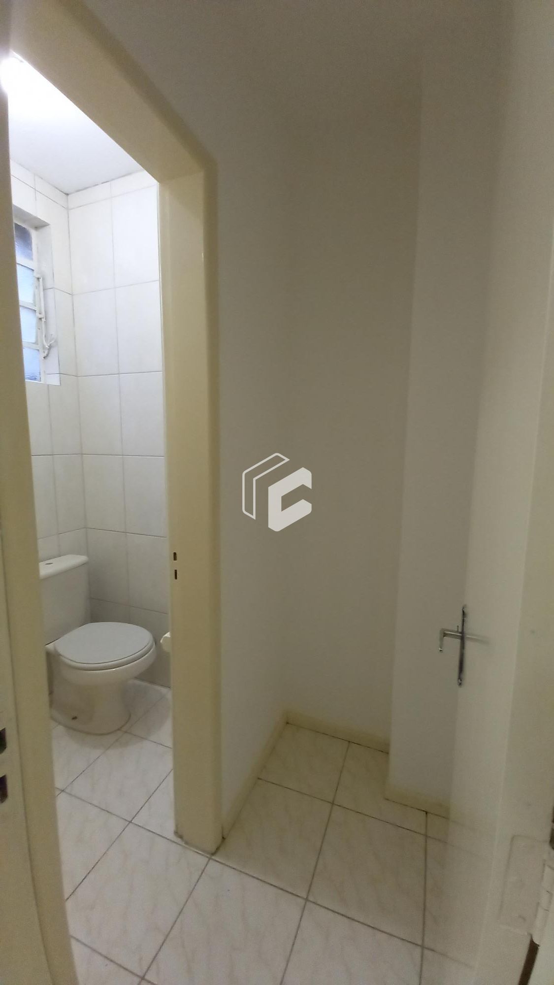 Conjunto Comercial-Sala para alugar com 9 quartos, 130m² - Foto 12