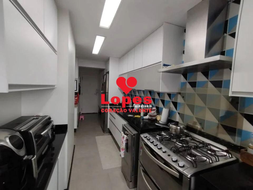 Apartamento à venda com 4 quartos, 138m² - Foto 8