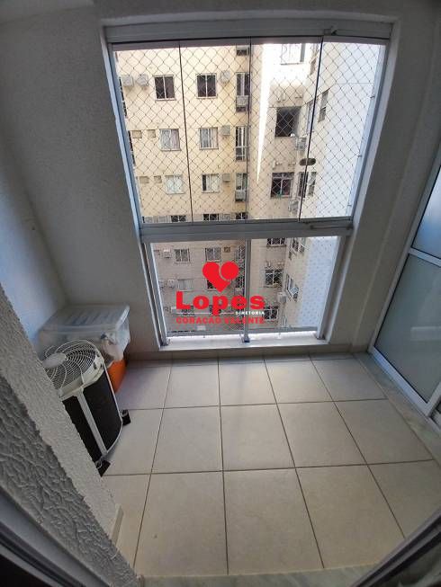 Apartamento à venda com 2 quartos, 70m² - Foto 10