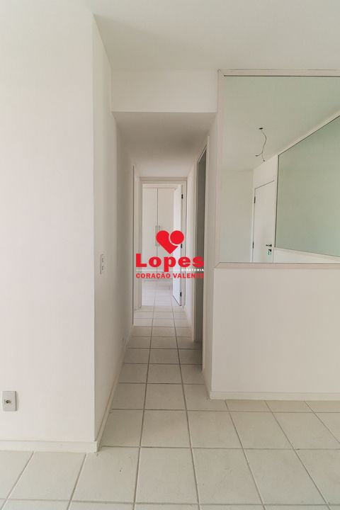 Apartamento à venda com 2 quartos, 6738m² - Foto 1