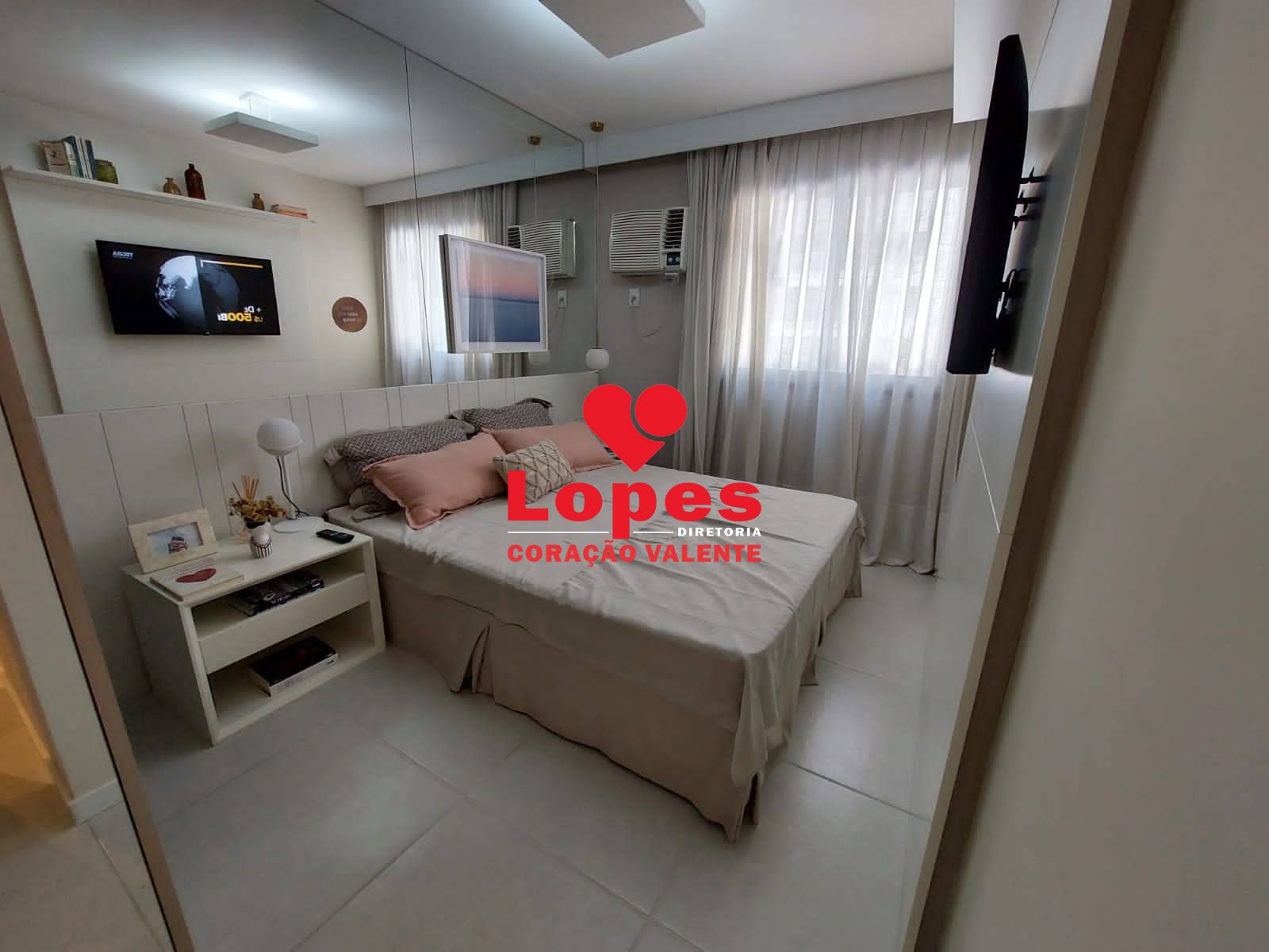 Apartamento à venda com 3 quartos, 82m² - Foto 2