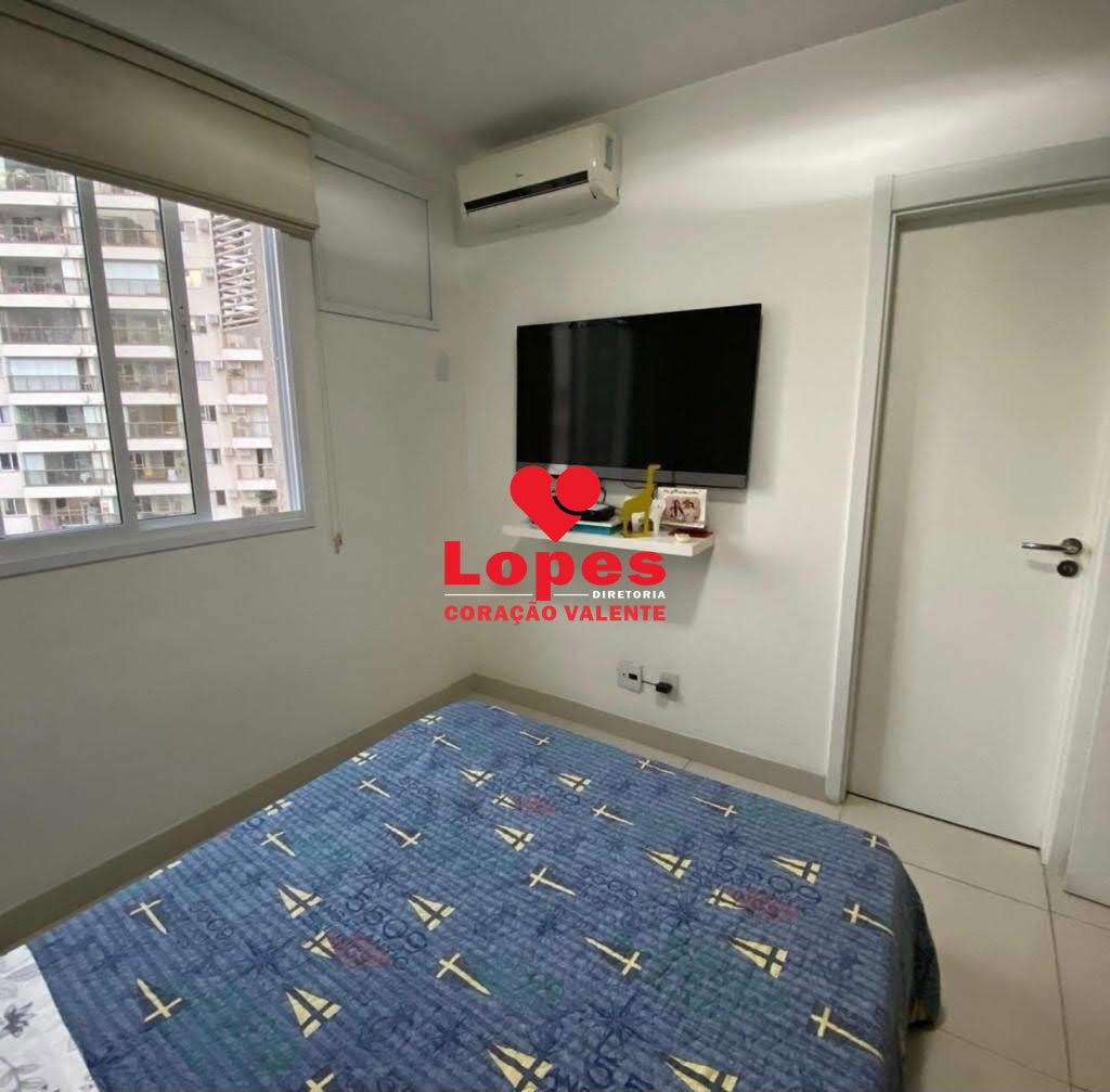 Apartamento à venda com 4 quartos, 145m² - Foto 9