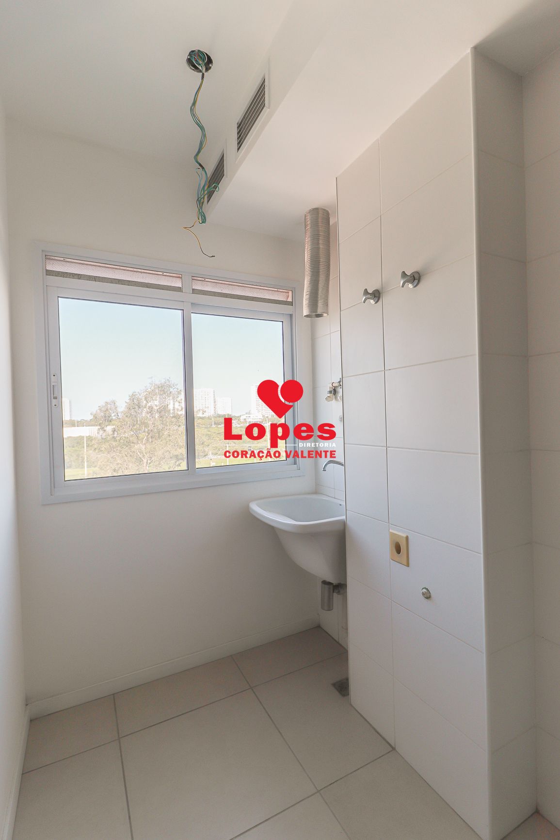 Apartamento à venda com 3 quartos, 82m² - Foto 7