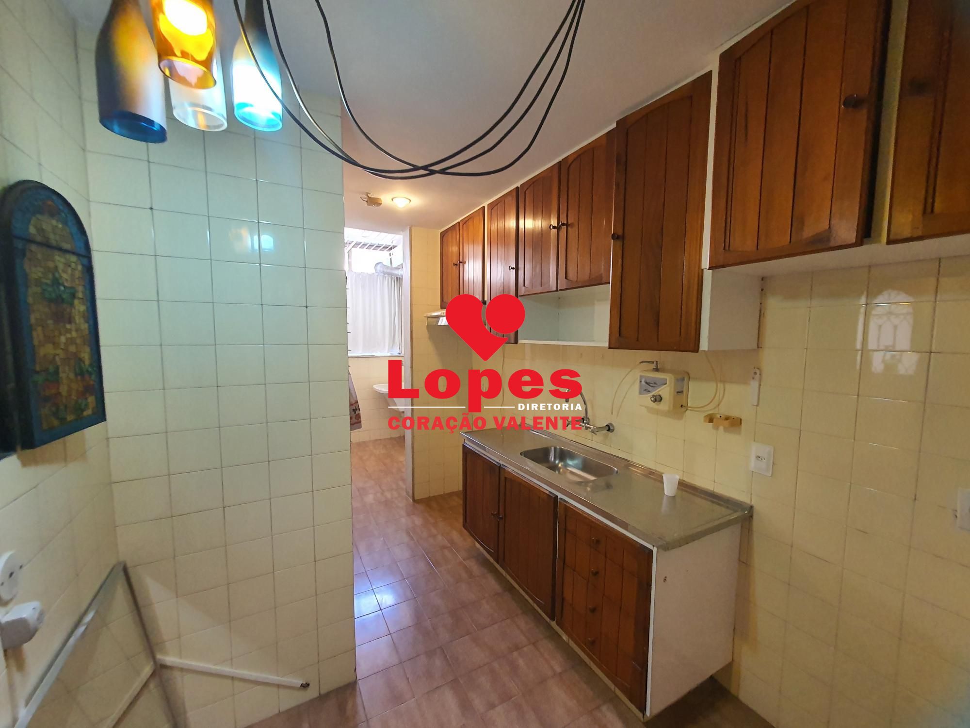 Apartamento à venda com 2 quartos, 80m² - Foto 22