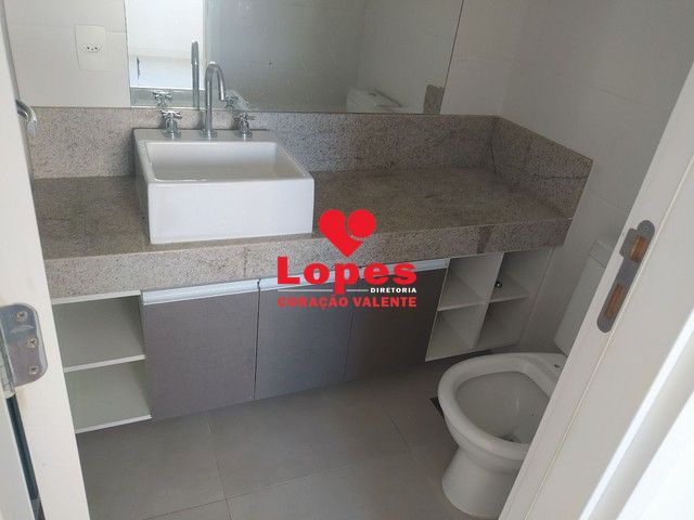 Apartamento à venda com 2 quartos, 66m² - Foto 11