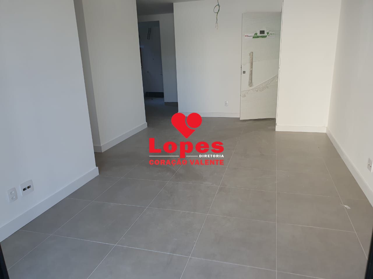 Apartamento à venda com 3 quartos, 83m² - Foto 9