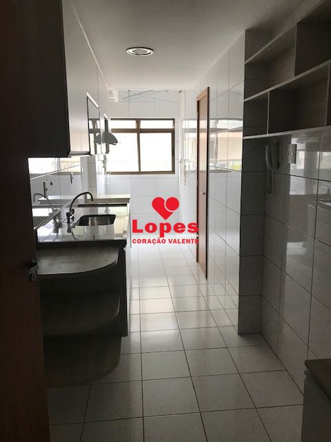 Apartamento à venda com 2 quartos, 81m² - Foto 20