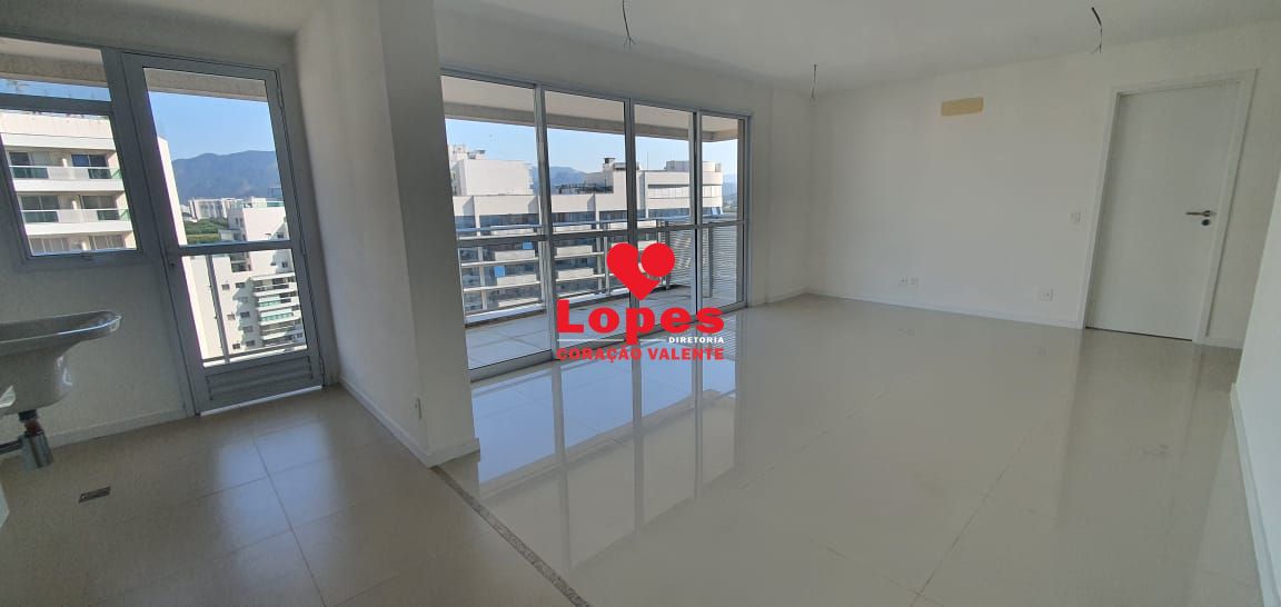 Apartamento à venda com 3 quartos, 98m² - Foto 2