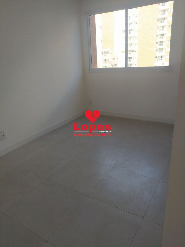 Apartamento à venda com 2 quartos, 66m² - Foto 12