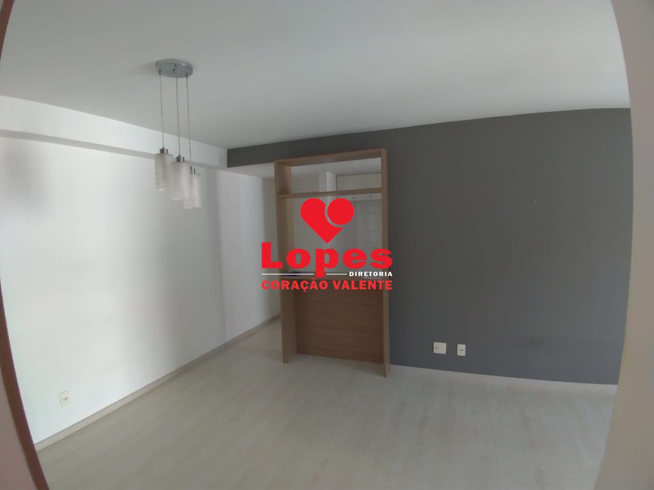 Apartamento à venda com 3 quartos, 73m² - Foto 2