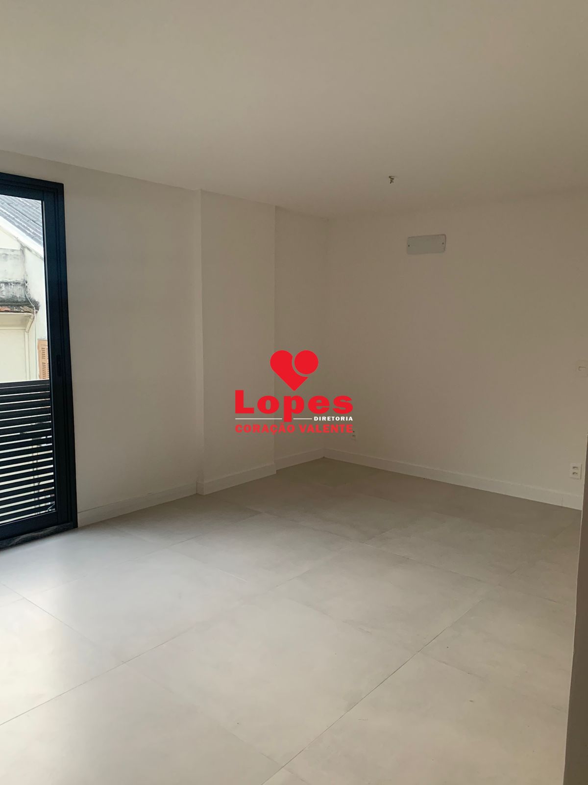 Apartamento à venda com 1 quarto, 28m² - Foto 7