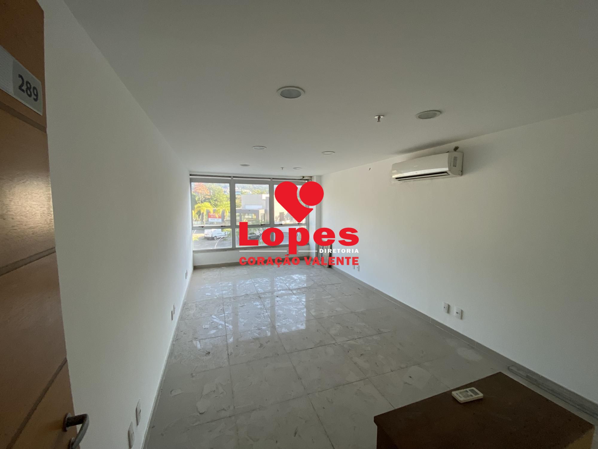 Conjunto Comercial-Sala à venda com 1 quarto, 22m² - Foto 4