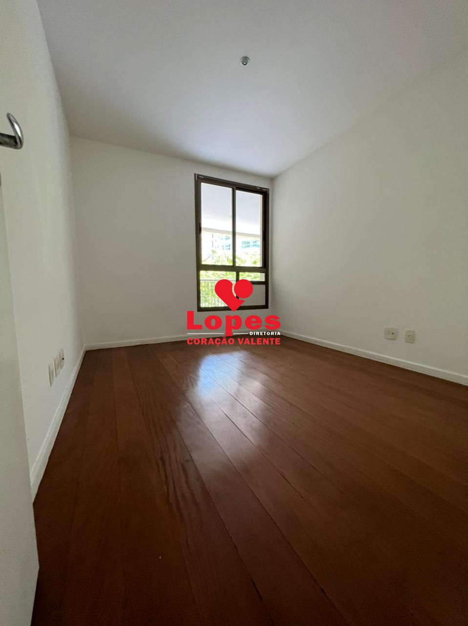 Apartamento à venda com 4 quartos, 178m² - Foto 12