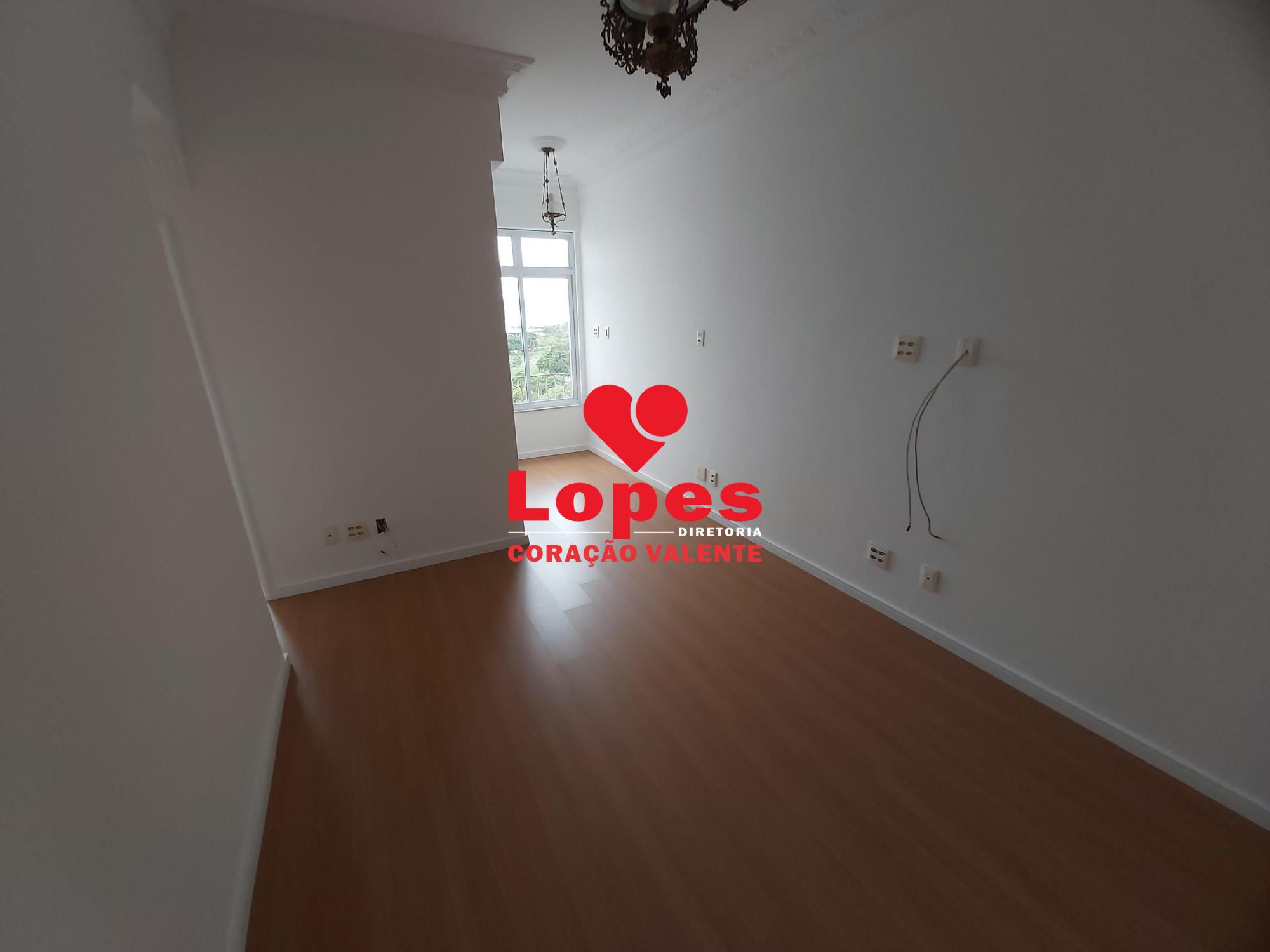 Apartamento à venda com 1 quarto, 50m² - Foto 4