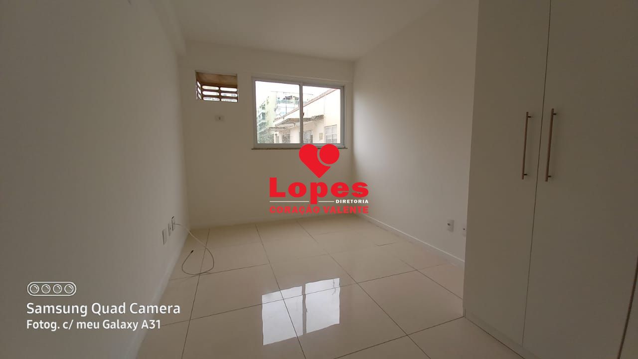 Apartamento à venda com 2 quartos, 67m² - Foto 5