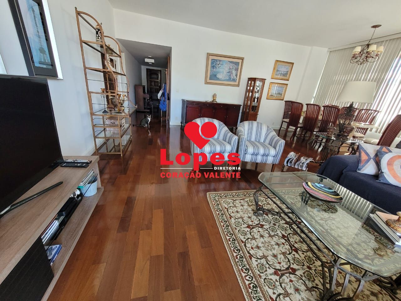 Apartamento à venda com 3 quartos, 172m² - Foto 2