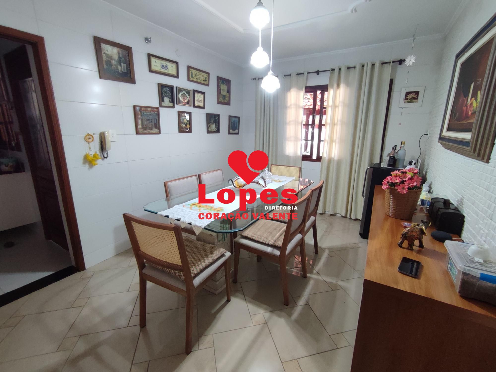 Casa, 4 quartos, 300 m² - Foto 21