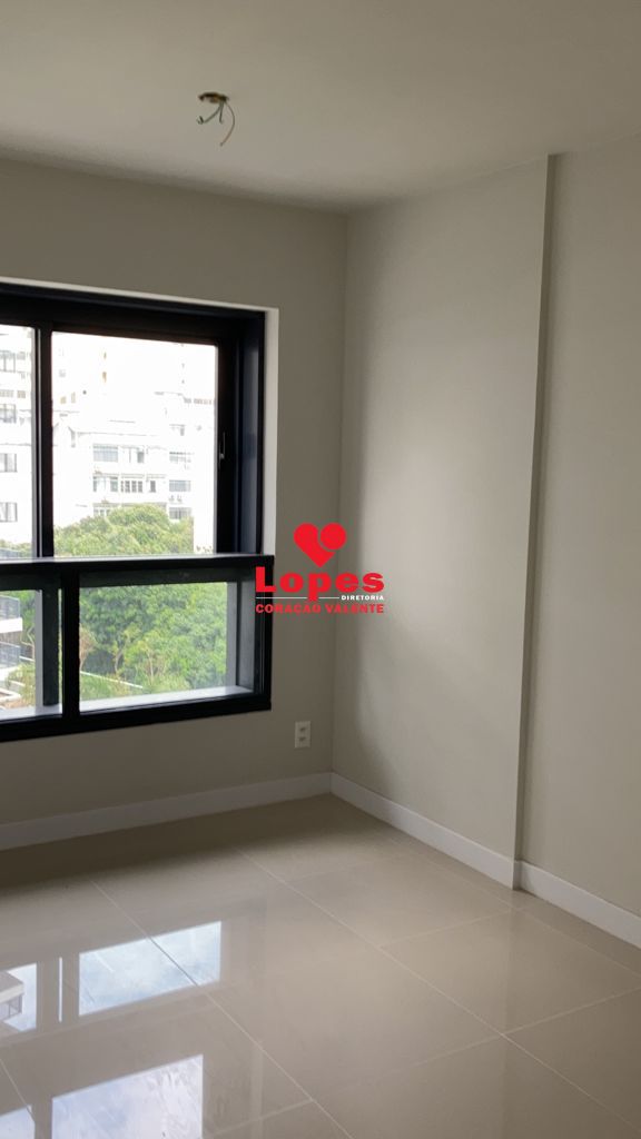 Apartamento à venda com 2 quartos, 72m² - Foto 7