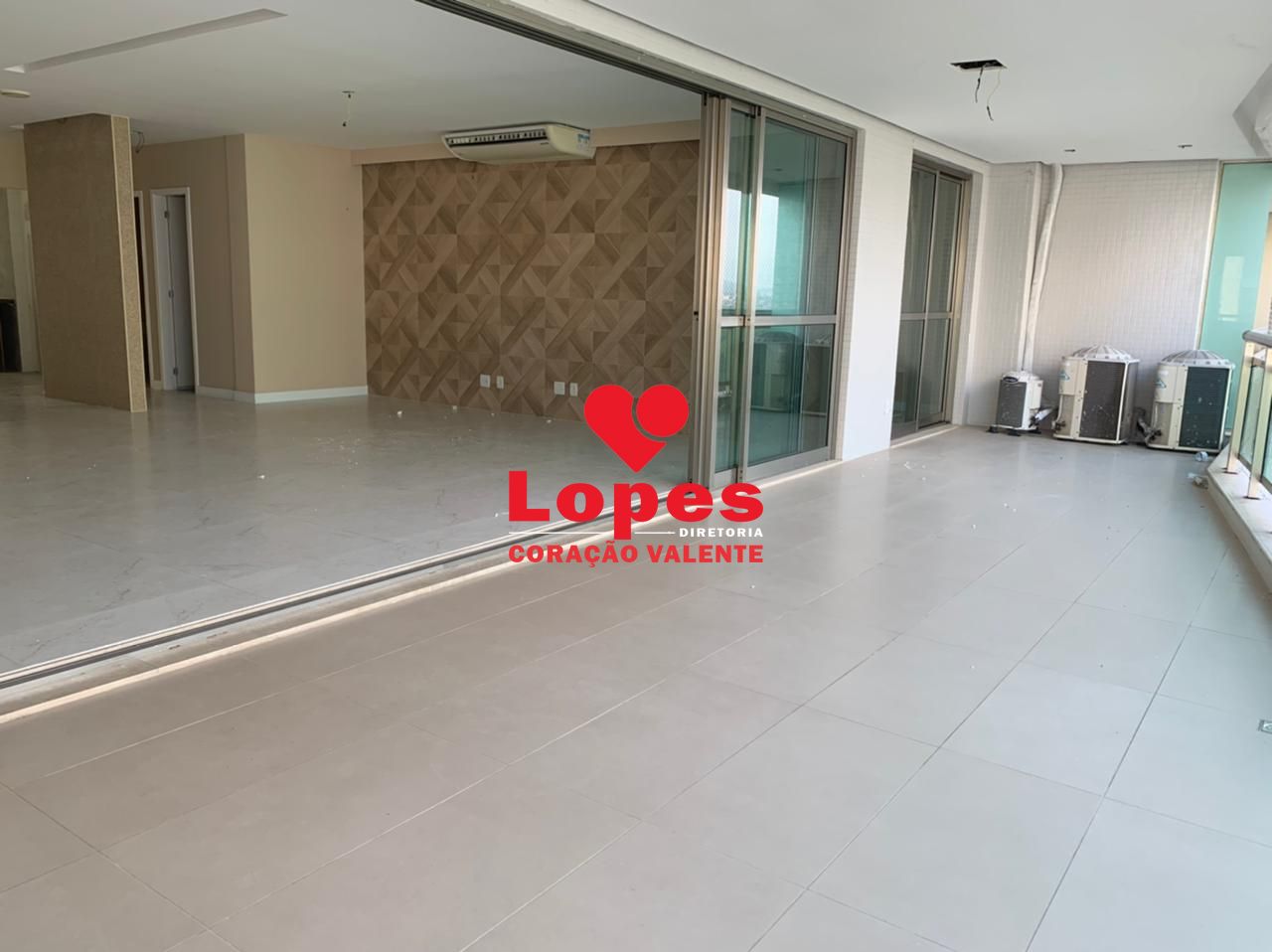 Apartamento à venda com 4 quartos, 331m² - Foto 6