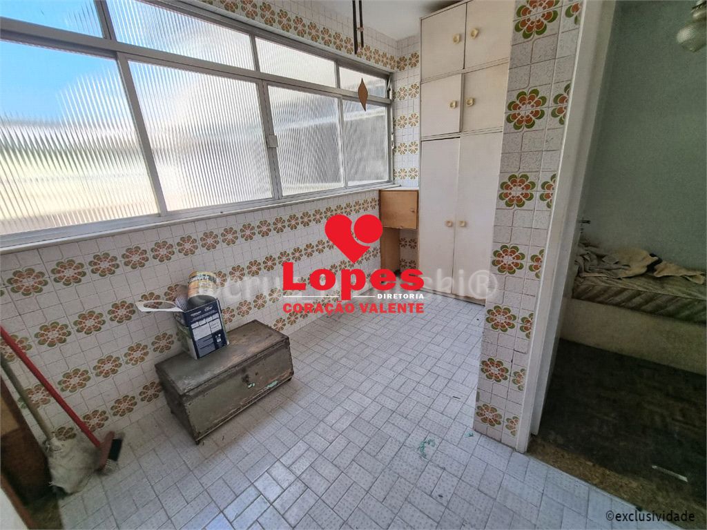 Apartamento à venda com 3 quartos, 82m² - Foto 19