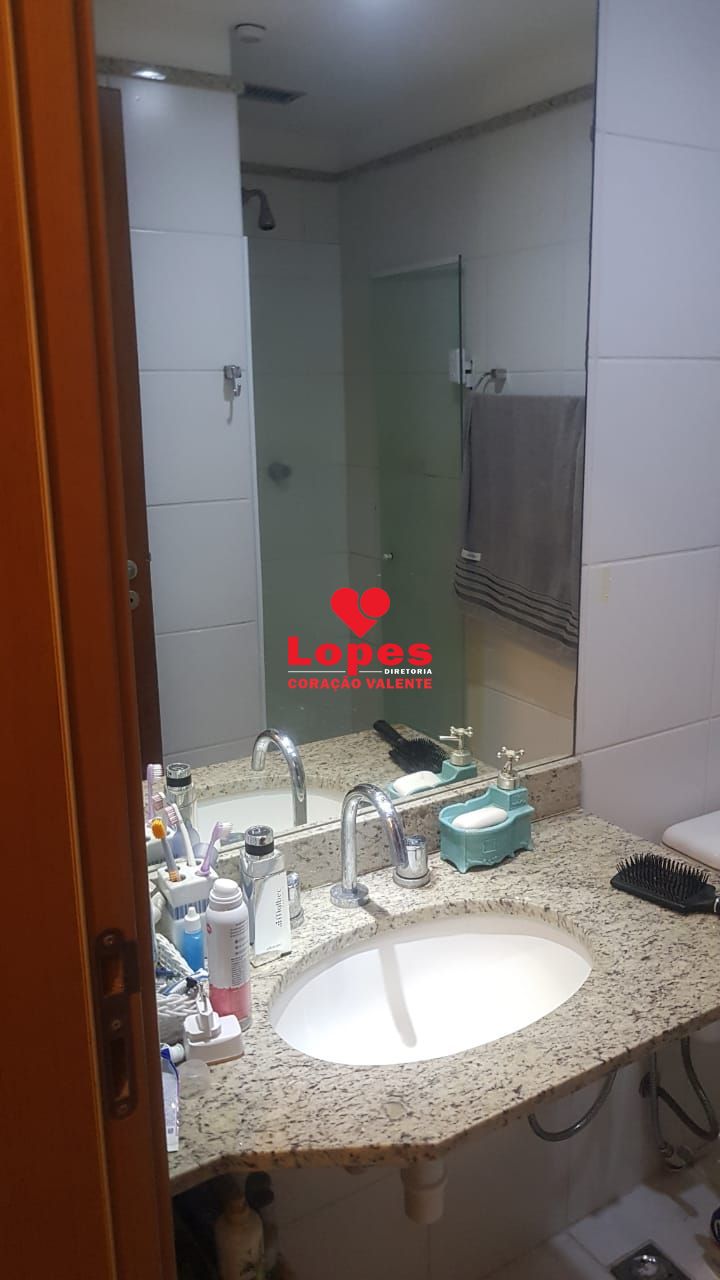 Apartamento à venda com 2 quartos, 70m² - Foto 26