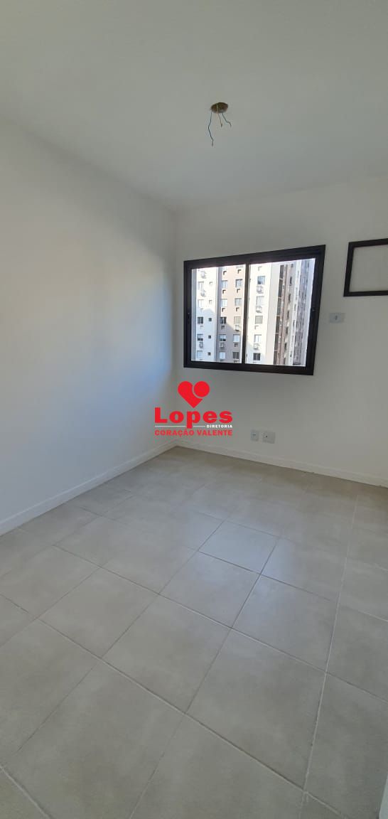 Apartamento à venda com 2 quartos, 66m² - Foto 12