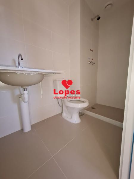 Apartamento à venda com 2 quartos, 62m² - Foto 25