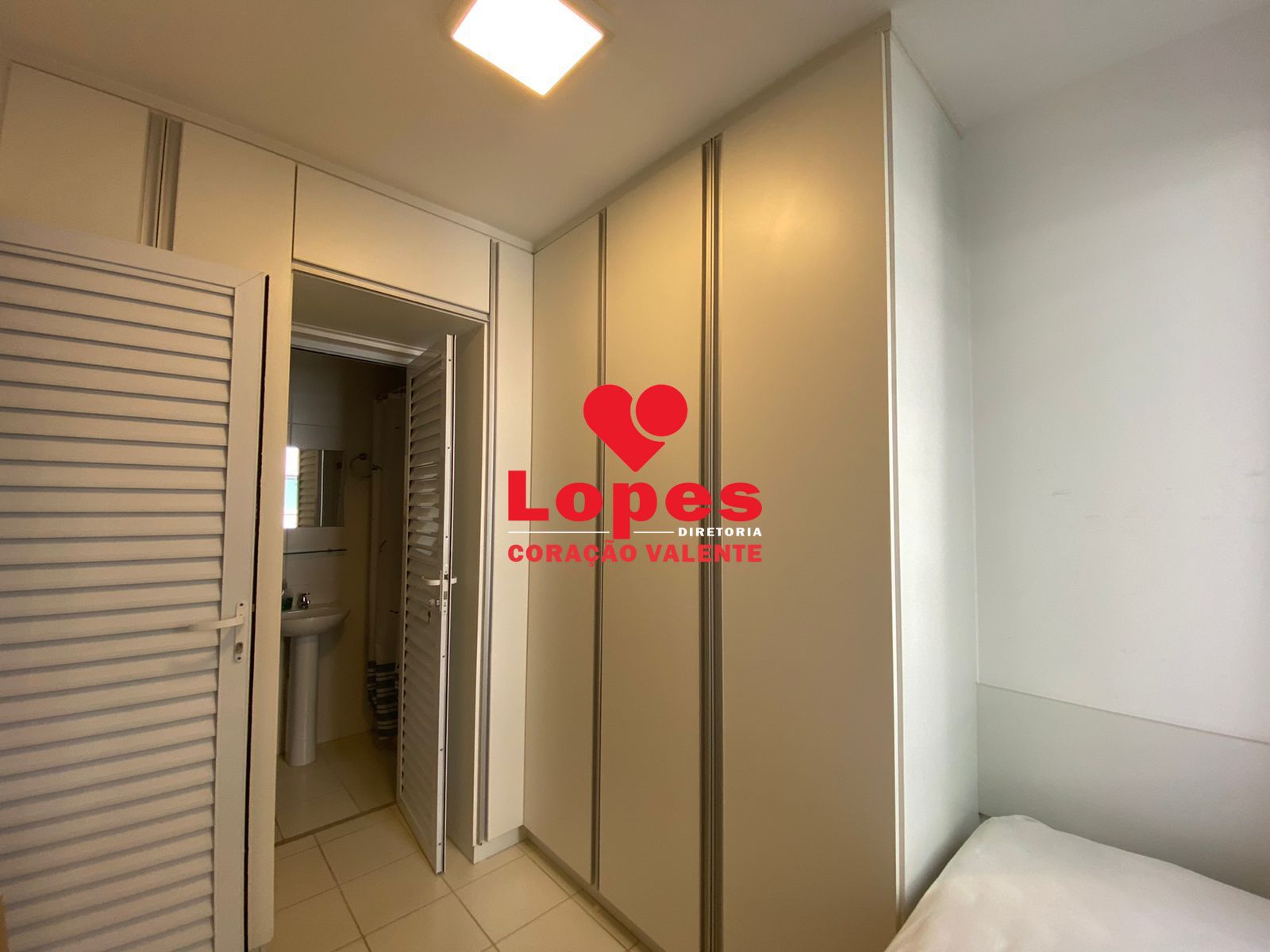 Apartamento à venda com 4 quartos, 155m² - Foto 21