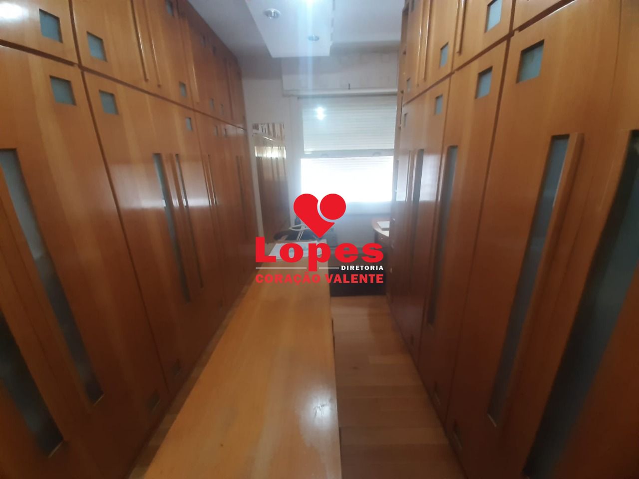 Apartamento à venda com 3 quartos, 146m² - Foto 10