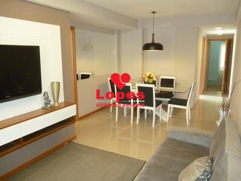 Apartamento à venda com 3 quartos, 76m² - Foto 1