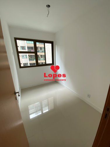 Apartamento à venda com 3 quartos, 75m² - Foto 10