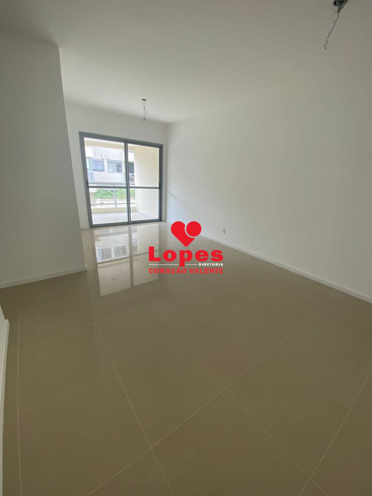 Apartamento à venda com 3 quartos, 91m² - Foto 8