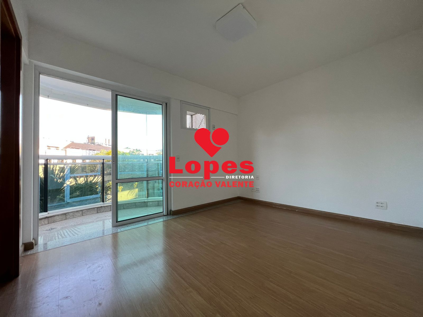 Apartamento à venda com 4 quartos, 160m² - Foto 10