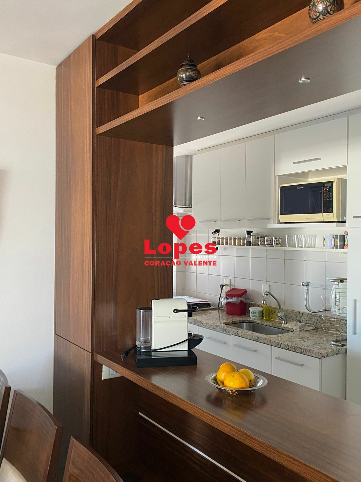 Apartamento à venda com 3 quartos, 84m² - Foto 2