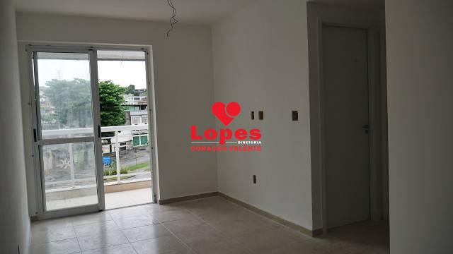 Apartamento à venda com 2 quartos, 50m² - Foto 8