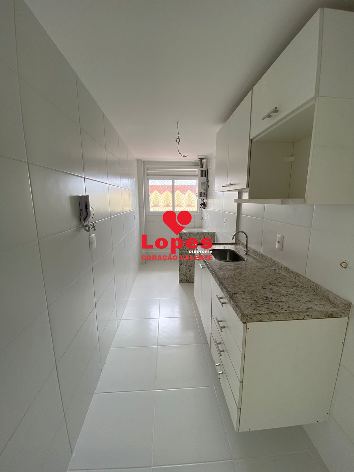 Apartamento à venda com 3 quartos, 70m² - Foto 4